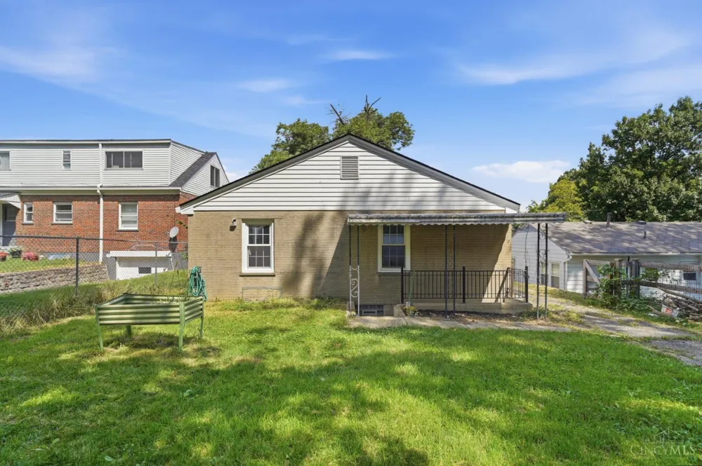 263 Forestwood Drive Springfield, OH 45216
