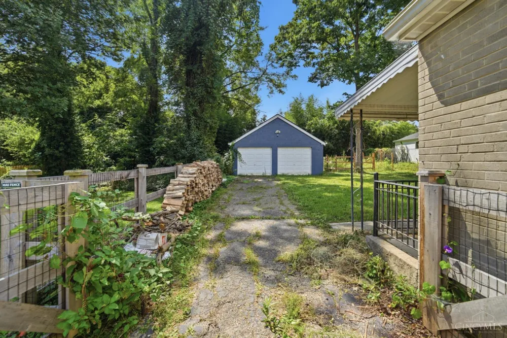 263 Forestwood Drive Springfield, OH 45216
