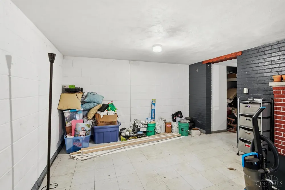 263 Forestwood Drive Springfield, OH 45216