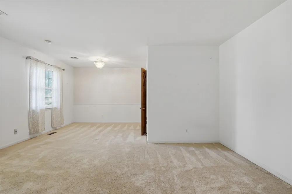 4613 S Lakewood Avenue Tulsa, OK 74135