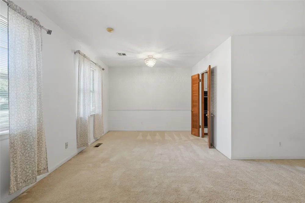 4613 S Lakewood Avenue Tulsa, OK 74135
