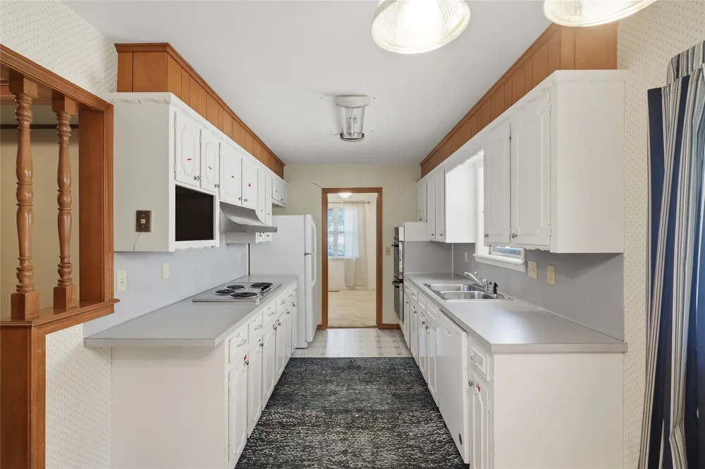 4613 S Lakewood Avenue Tulsa, OK 74135