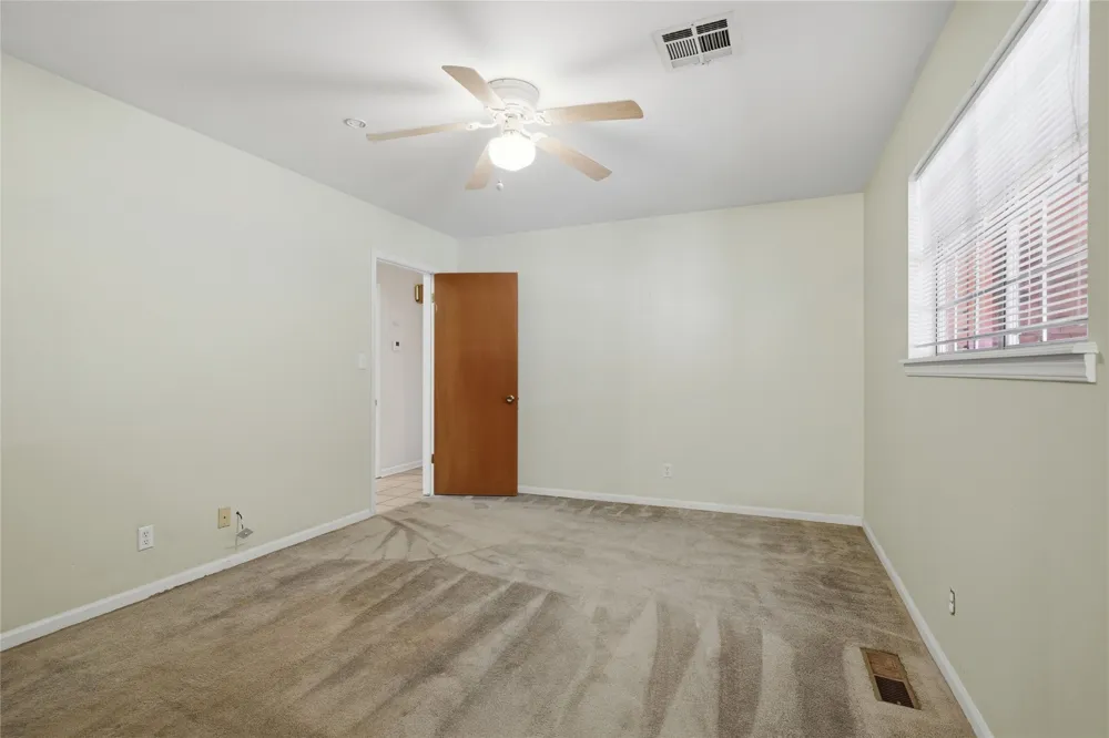 4613 S Lakewood Avenue Tulsa, OK 74135