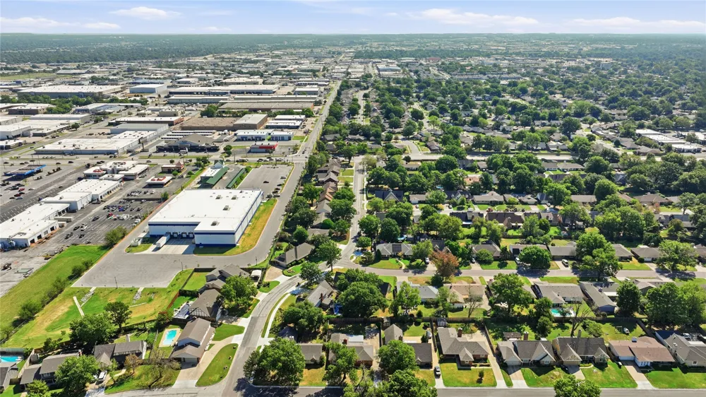 4613 S Lakewood Avenue Tulsa, OK 74135
