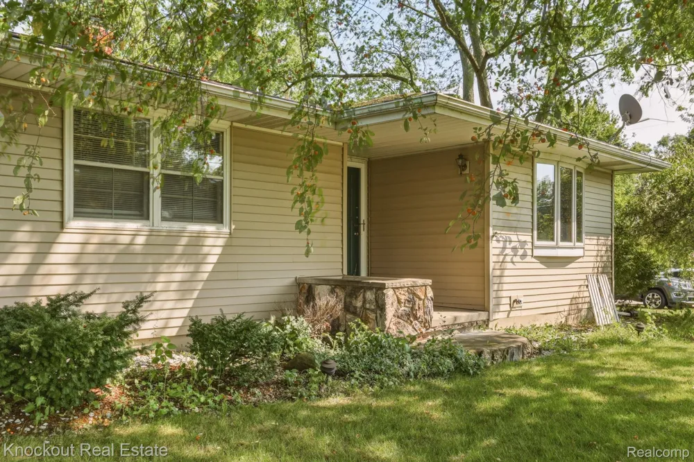 1755 S Reese Road Reese Village, MI 48757