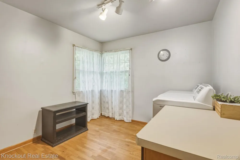 1755 S Reese Road Reese Village, MI 48757