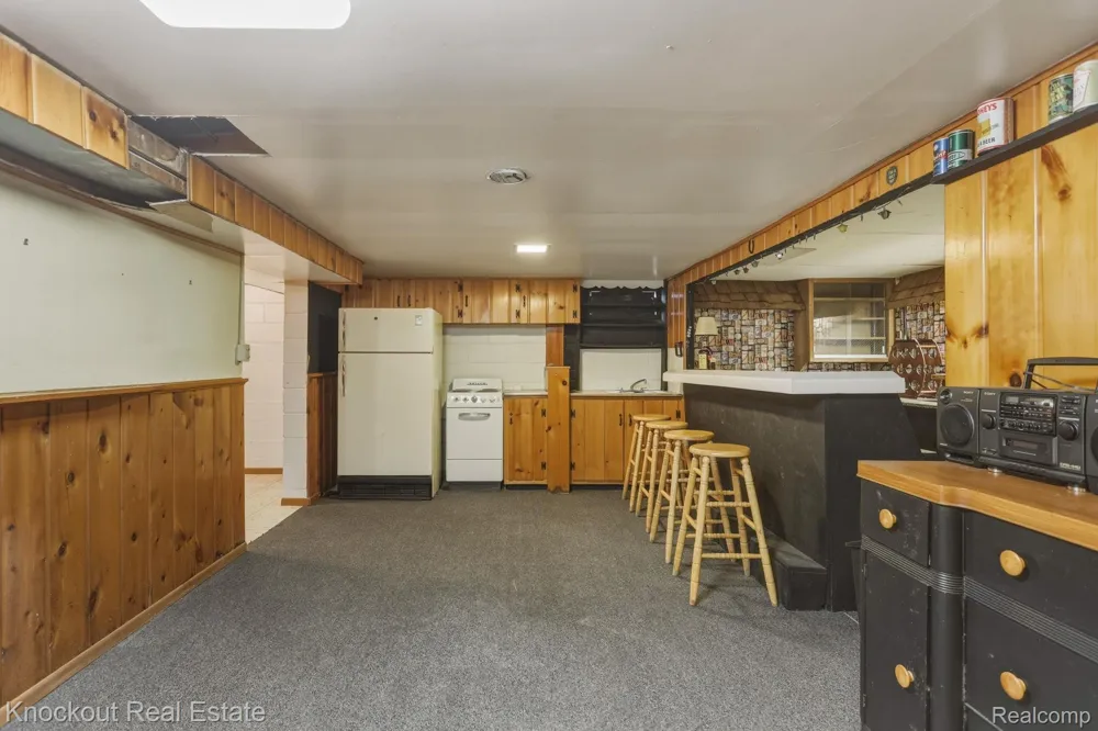 1755 S Reese Road Reese Village, MI 48757