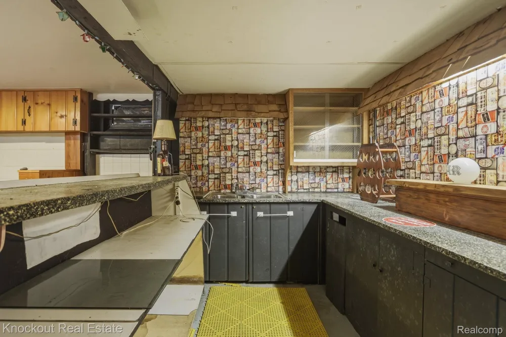 1755 S Reese Road Reese Village, MI 48757