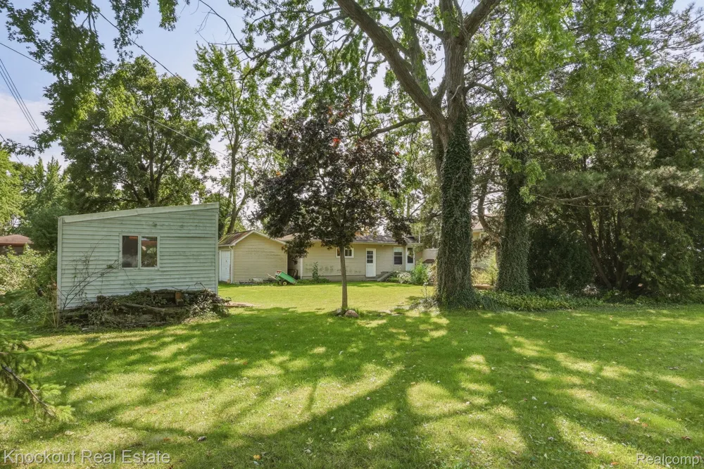1755 S Reese Road Reese Village, MI 48757