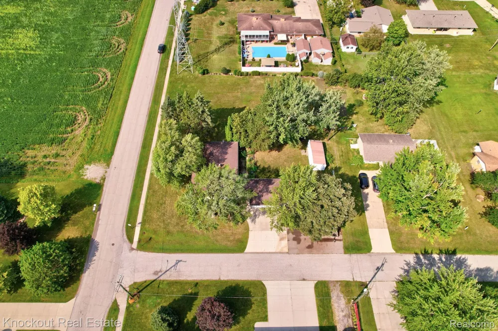1755 S Reese Road Reese Village, MI 48757