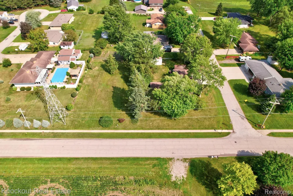 1755 S Reese Road Reese Village, MI 48757