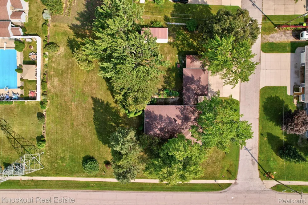 1755 S Reese Road Reese Village, MI 48757
