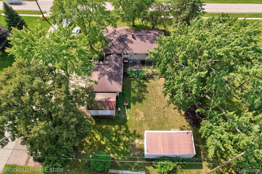 1755 S Reese Road Reese Village, MI 48757