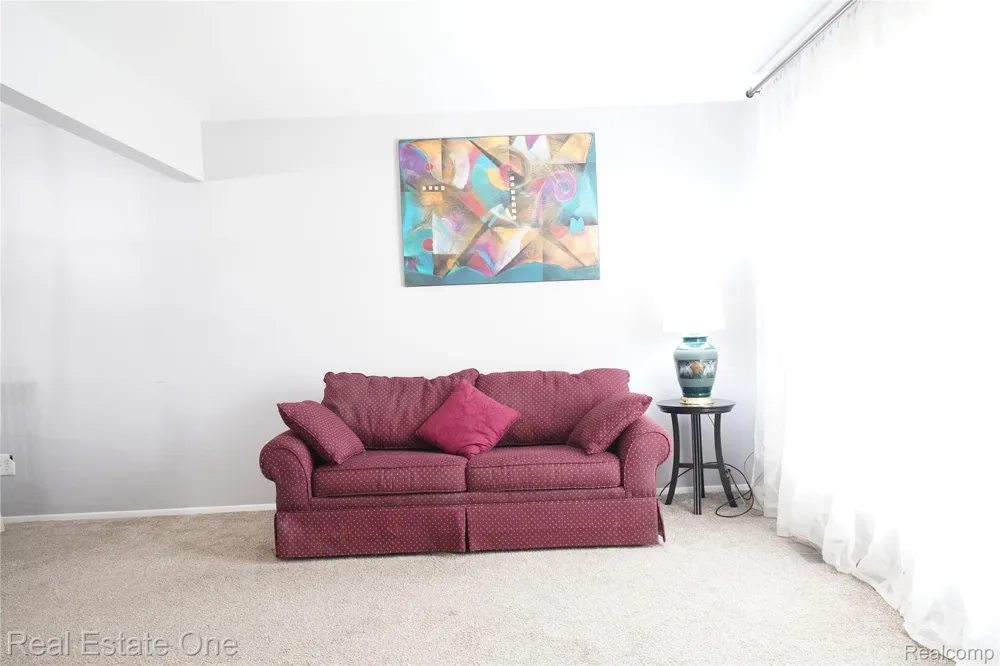 29612 City Center Drive #1 Warren City, MI 48093