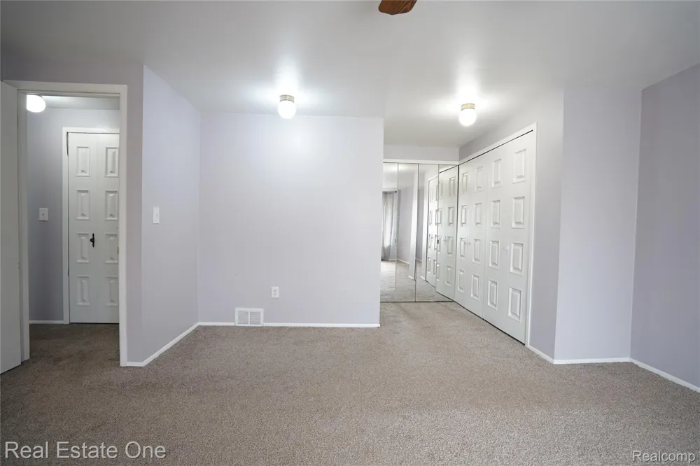 29612 City Center Drive #1 Warren City, MI 48093