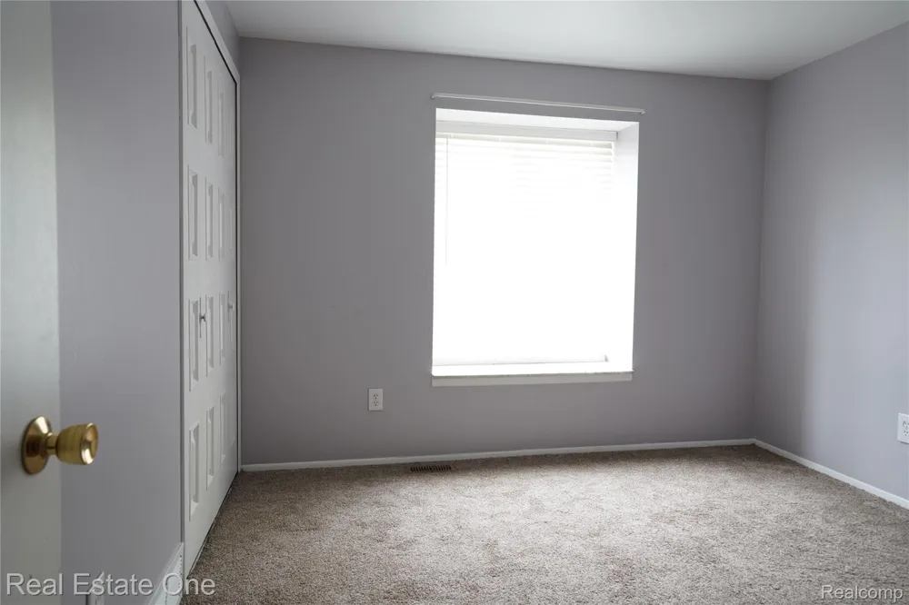 29612 City Center Drive #1 Warren City, MI 48093