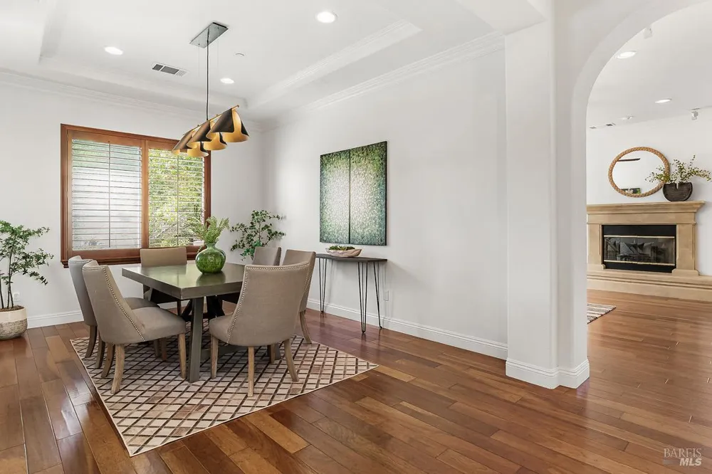 128 Stonetree Lane Novato, CA 94945
