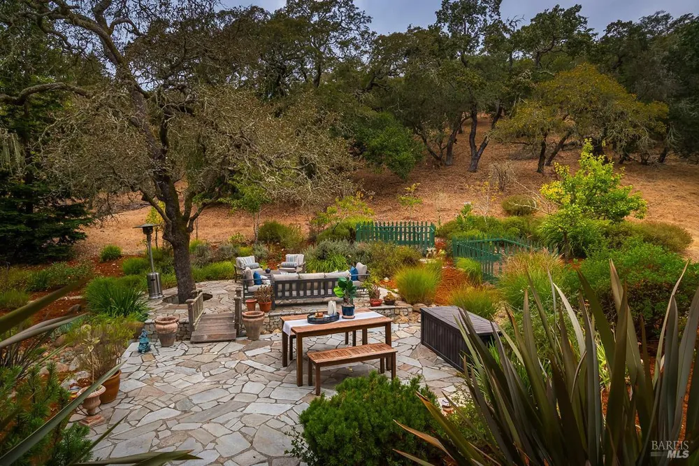 128 Stonetree Lane Novato, CA 94945