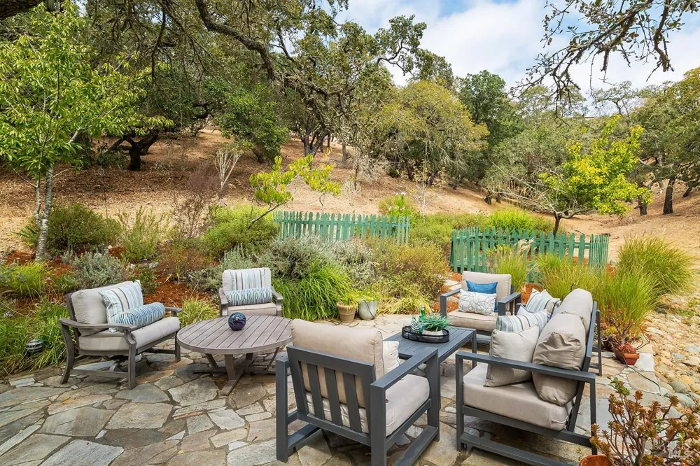 128 Stonetree Lane Novato, CA 94945