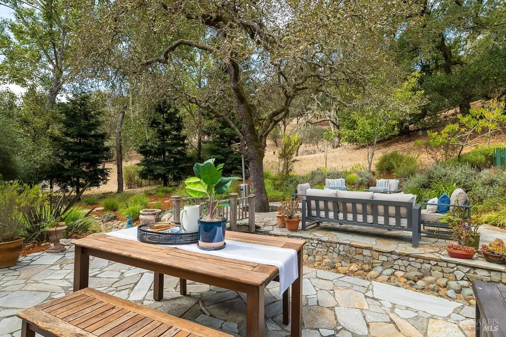 128 Stonetree Lane Novato, CA 94945