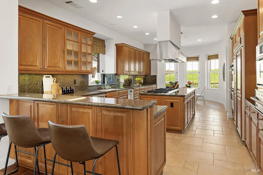 128 Stonetree Lane Novato, CA 94945