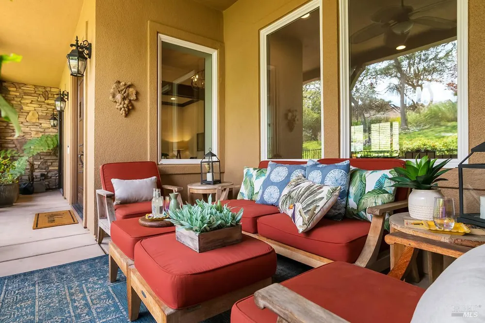 128 Stonetree Lane Novato, CA 94945