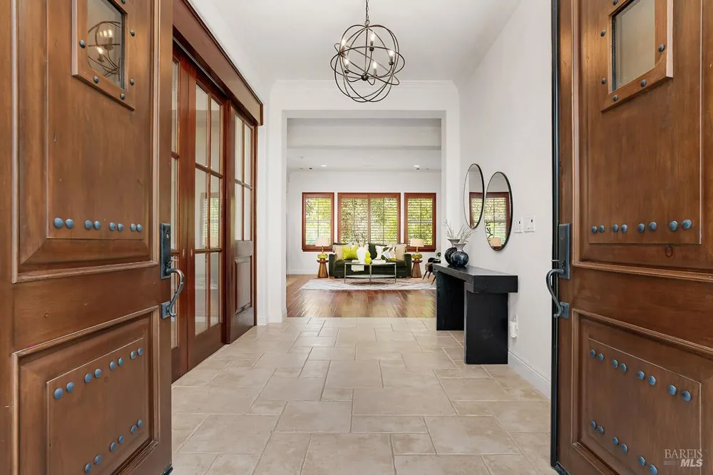 128 Stonetree Lane Novato, CA 94945