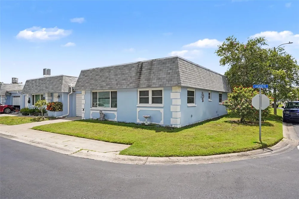 6880 LAFAYETTE #8 Pinellas Park, FL 33781