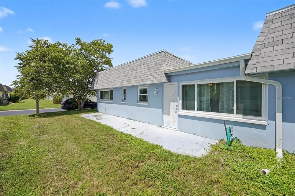 6880 LAFAYETTE #8 Pinellas Park, FL 33781