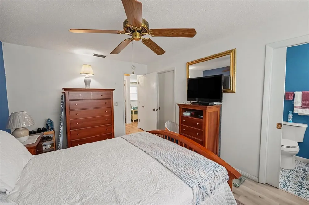 6880 LAFAYETTE #8 Pinellas Park, FL 33781