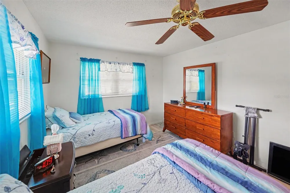 6880 LAFAYETTE #8 Pinellas Park, FL 33781