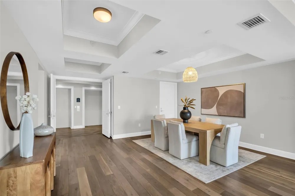 300 BEACH DRIVE NE #2604 St Petersburg, FL 33701