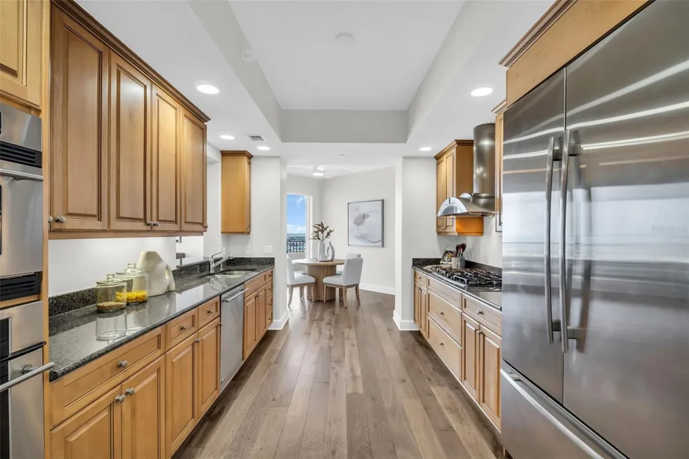 300 BEACH DRIVE NE #2604 St Petersburg, FL 33701