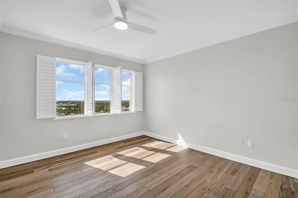 300 BEACH DRIVE NE #2604 St Petersburg, FL 33701