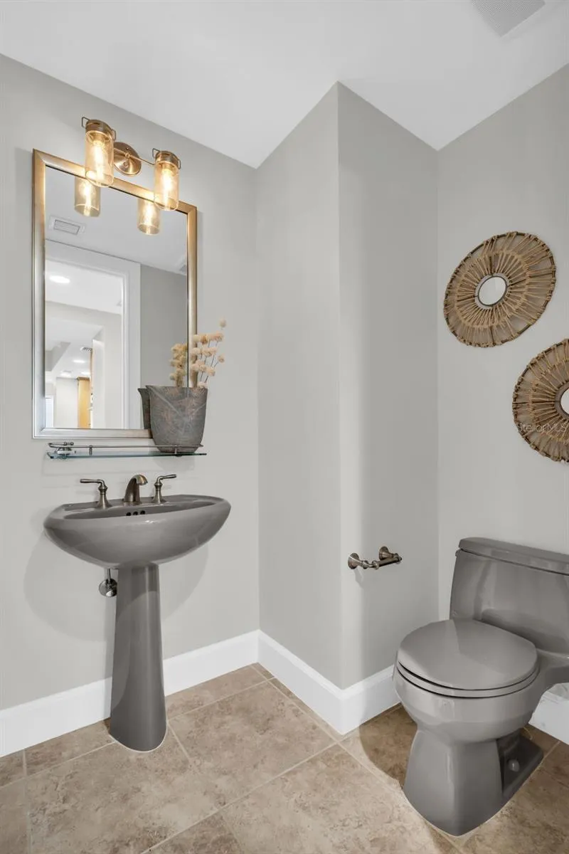 300 BEACH DRIVE NE #2604 St Petersburg, FL 33701