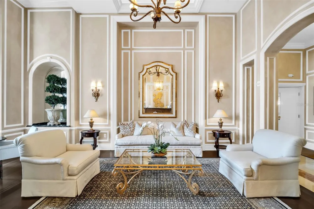 300 BEACH DRIVE NE #2604 St Petersburg, FL 33701