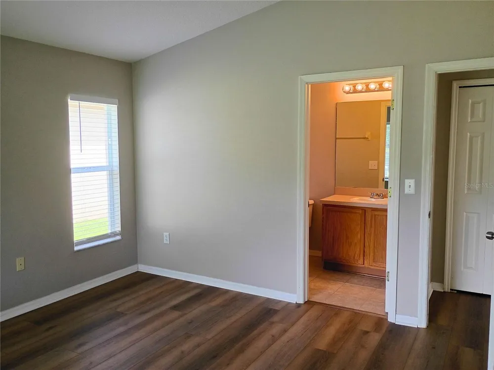18132 PORTSIDE STREET Tampa, FL 33647