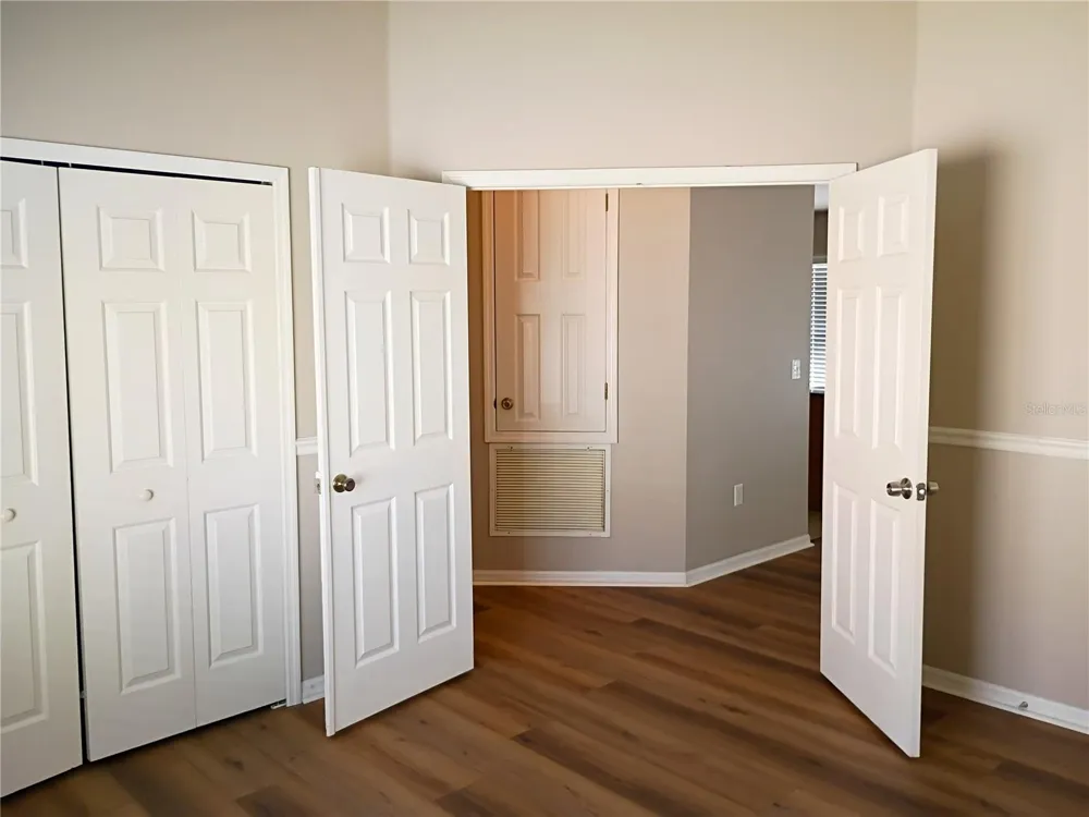 18132 PORTSIDE STREET Tampa, FL 33647