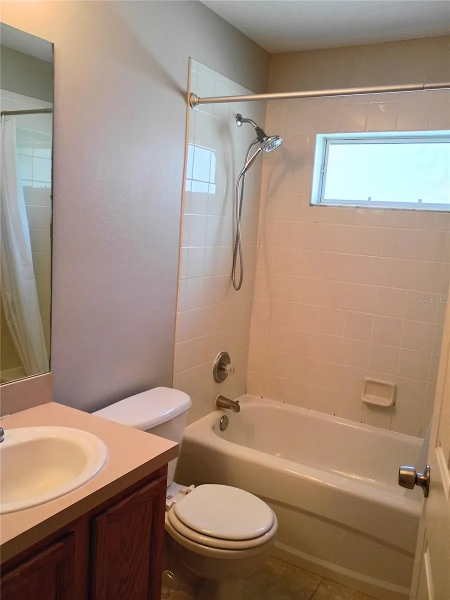 18132 PORTSIDE STREET Tampa, FL 33647
