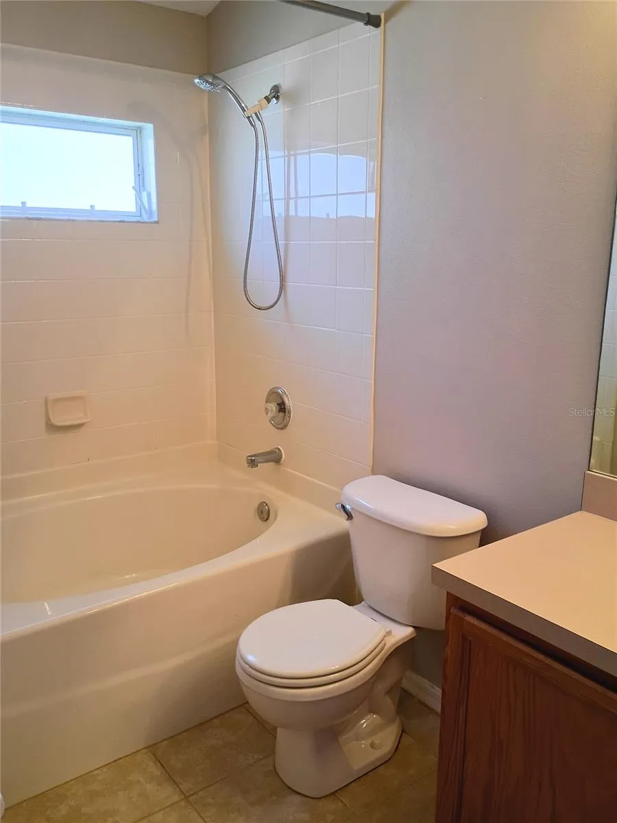 18132 PORTSIDE STREET Tampa, FL 33647
