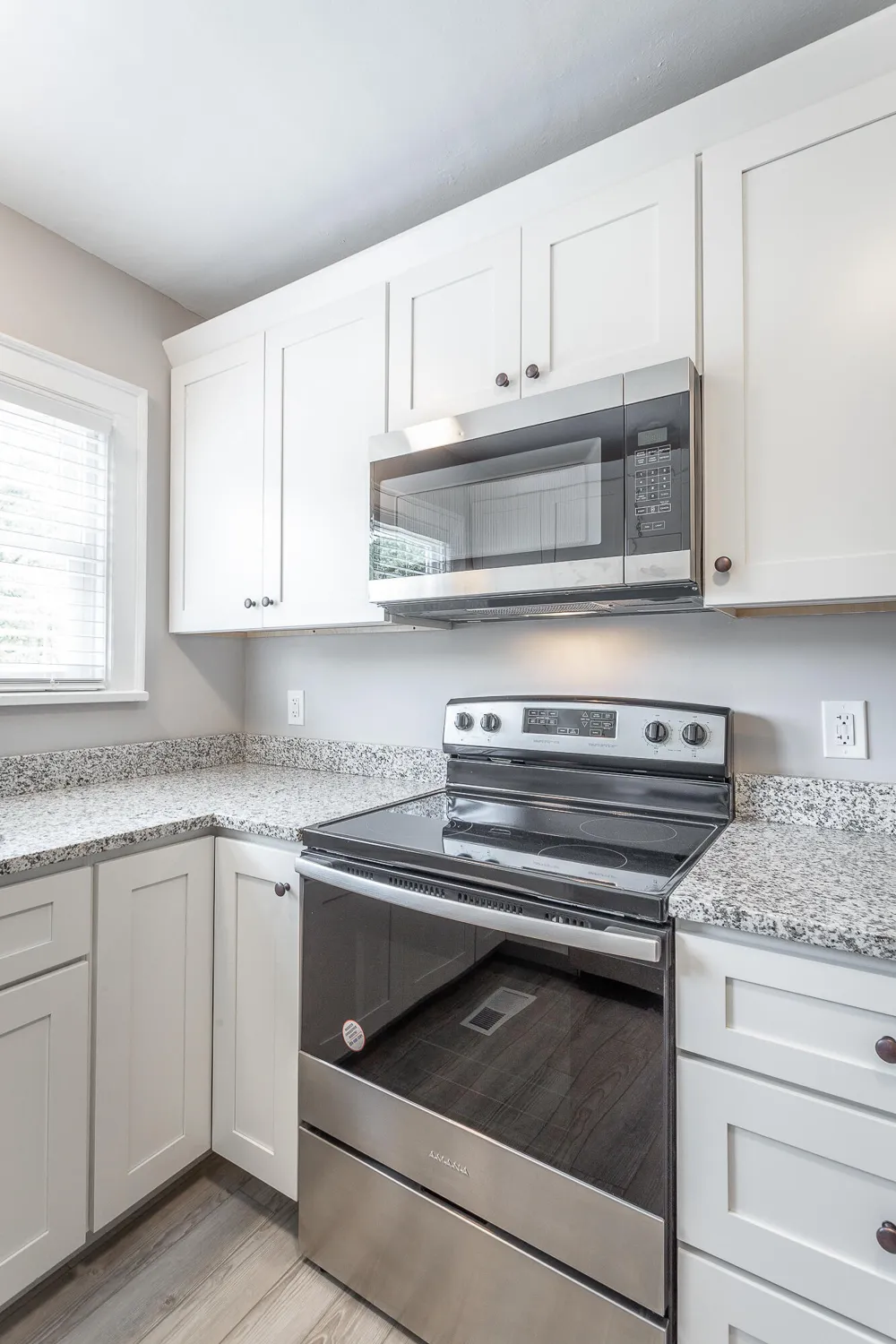 12 Orlando Drive Chattanooga, TN 37415