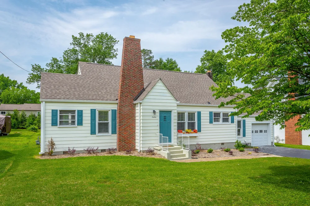 12 Orlando Drive Chattanooga, TN 37415
