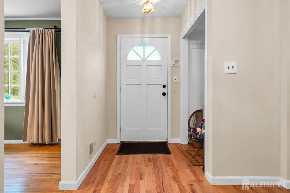 1 Macintosh Court East Brunswick, NJ 08816