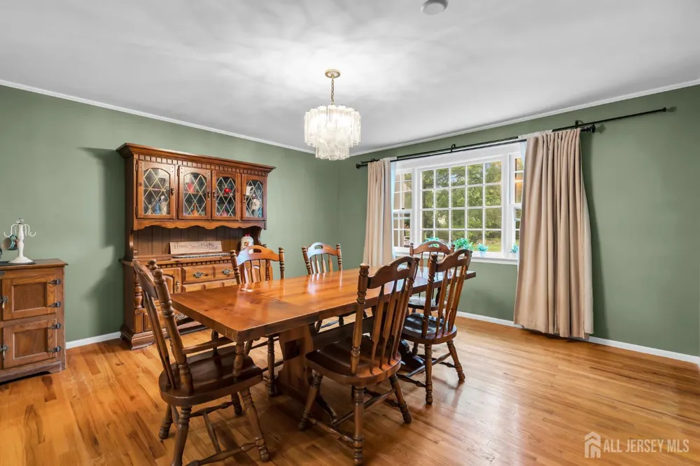 1 Macintosh Court East Brunswick, NJ 08816