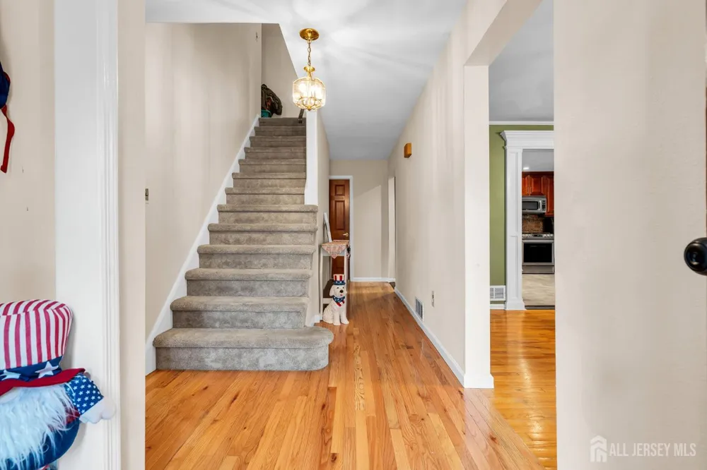 1 Macintosh Court East Brunswick, NJ 08816