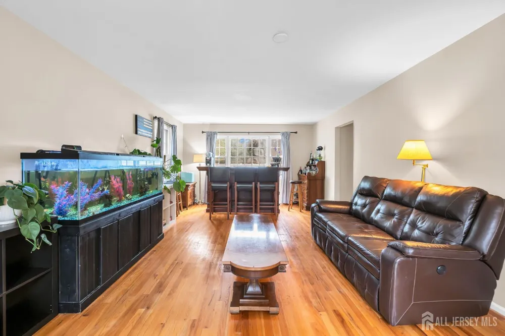 1 Macintosh Court East Brunswick, NJ 08816