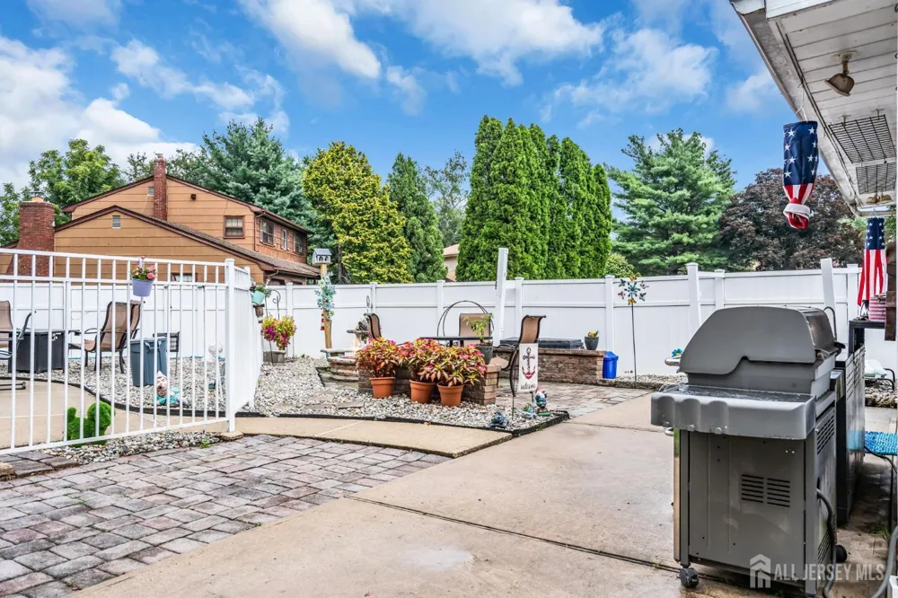 1 Macintosh Court East Brunswick, NJ 08816