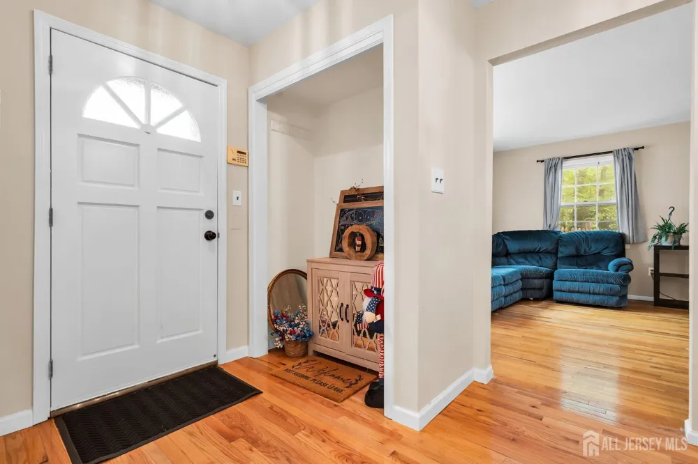 1 Macintosh Court East Brunswick, NJ 08816