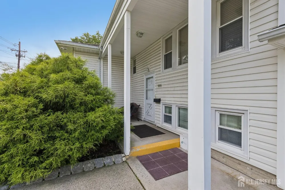 1005 Green Street Iselin, NJ 08830
