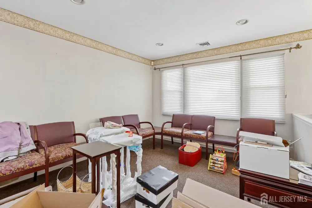 1005 Green Street Iselin, NJ 08830